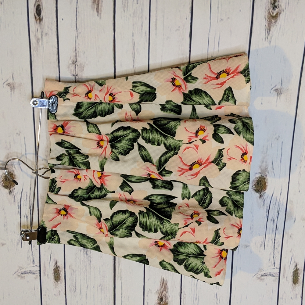 TOBI women's mini skirt